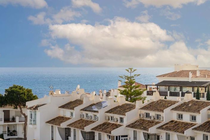 Image No.32-3 Bed Apartment for sale