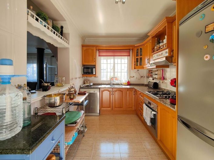 Image No.27-3 Bed Villa for sale