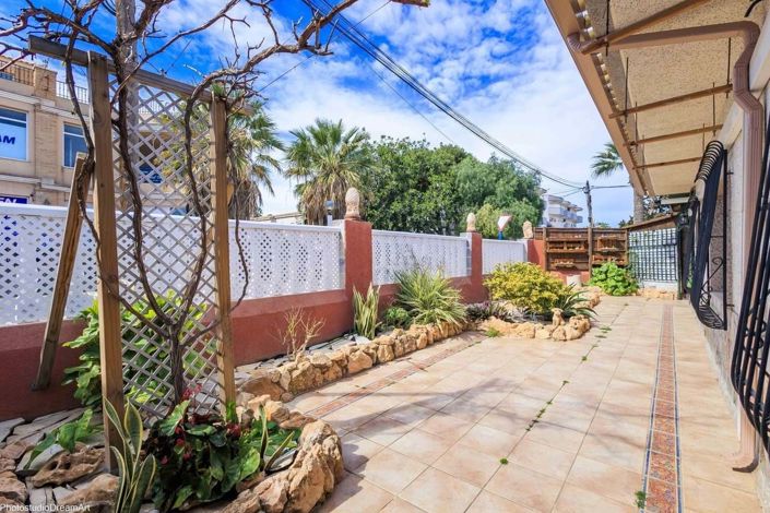 Image No.4-5 Bed Villa for sale