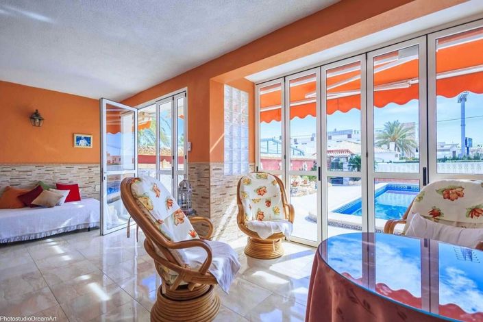 Image No.8-5 Bed Villa for sale