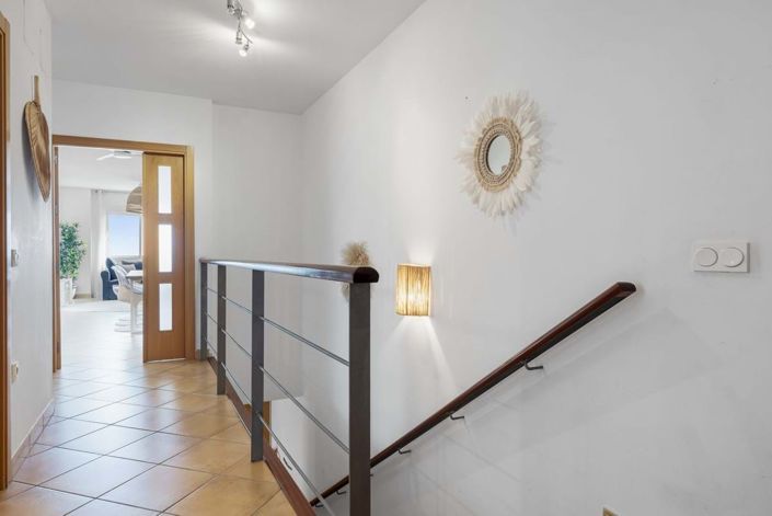 Image No.11-4 Bed Townhouse for sale