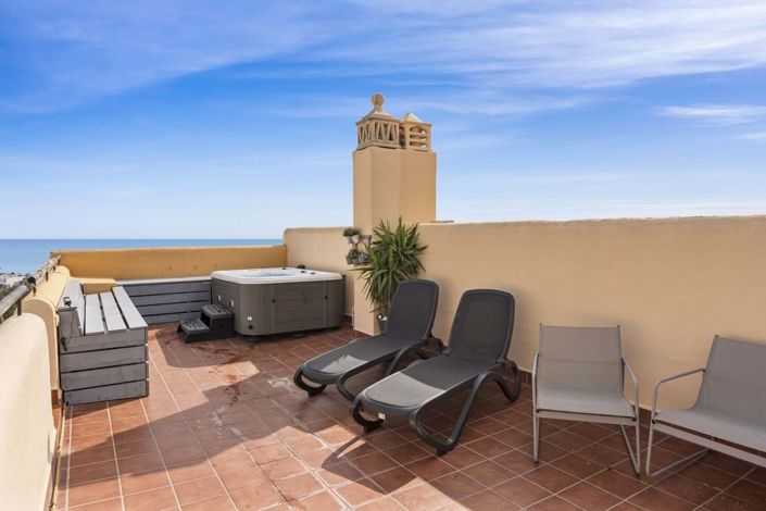 Image No.45-4 Bed Townhouse for sale