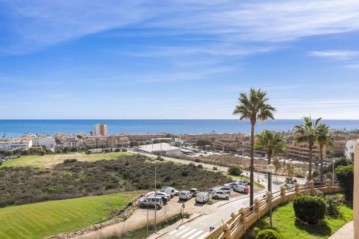 Image No.53-4 Bed Townhouse for sale