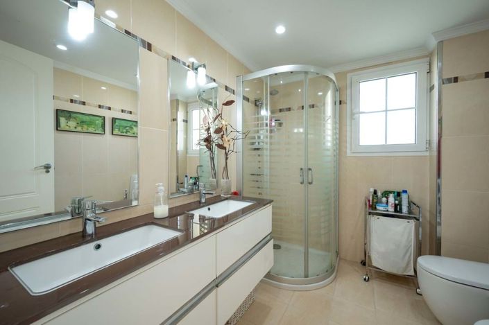 Image No.14-2 Bed Apartment for sale