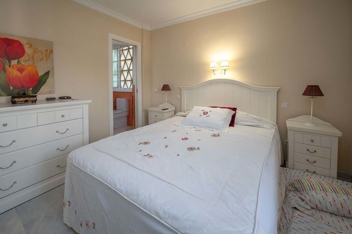 Image No.18-2 Bed Apartment for sale