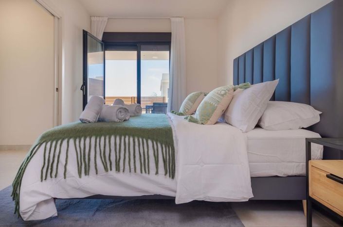 Image No.15-2 Bed Apartment for sale