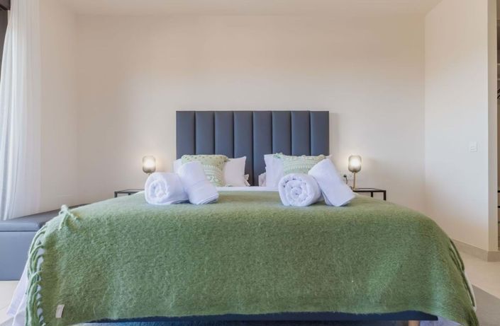 Image No.19-2 Bed Apartment for sale