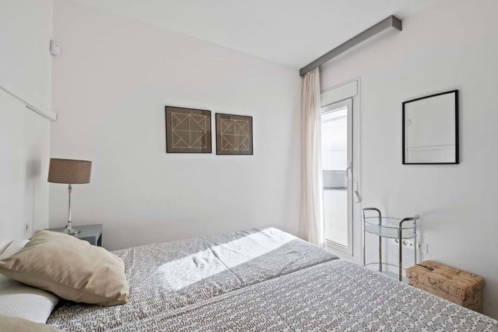 Image No.20-2 Bed Apartment for sale