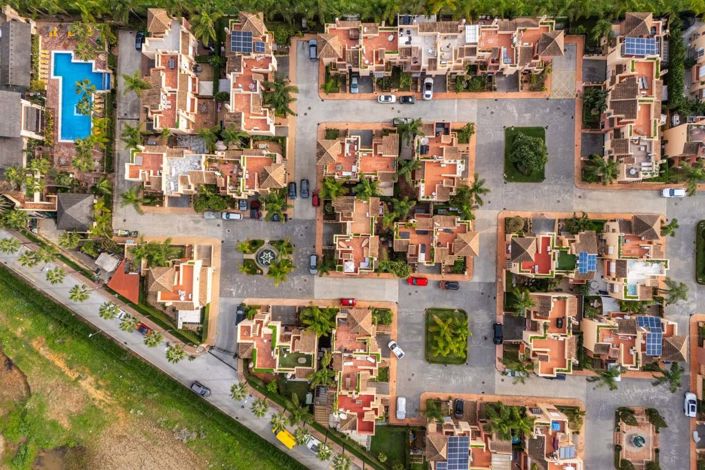 Image No.20-4 Bed Townhouse for sale