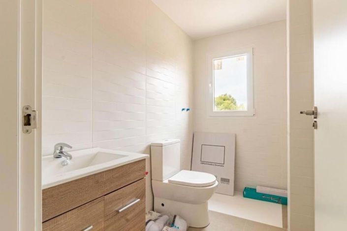 Image No.14-2 Bed Apartment for sale