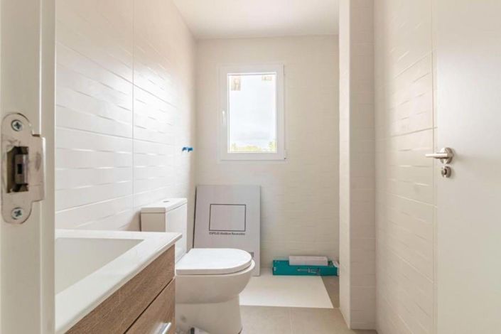 Image No.15-2 Bed Apartment for sale