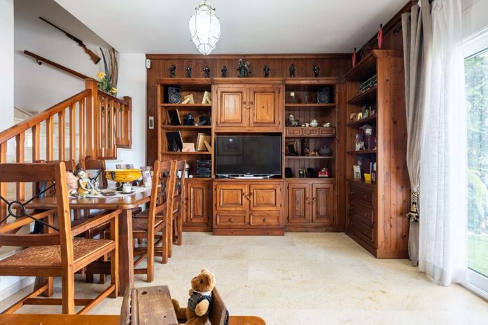 Image No.7-4 Bed Townhouse for sale