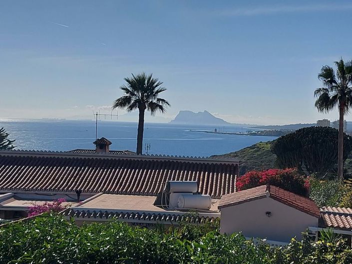 Image No.18-4 Bed Villa for sale