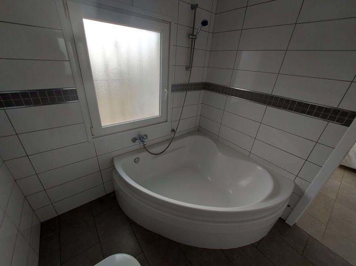 Image No.29-4 Bed Villa for sale