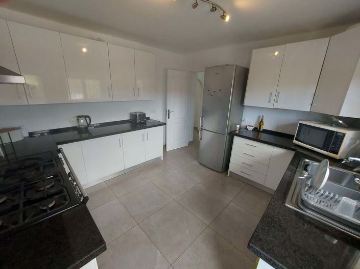 Image No.5-4 Bed Villa for sale