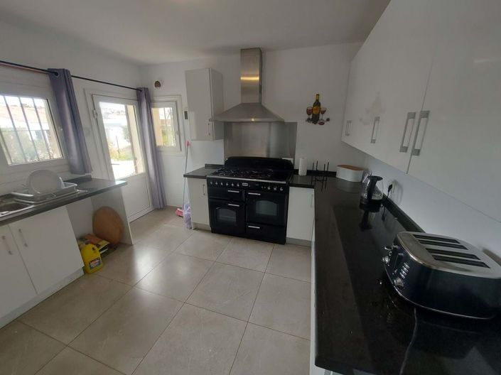 Image No.6-4 Bed Villa for sale