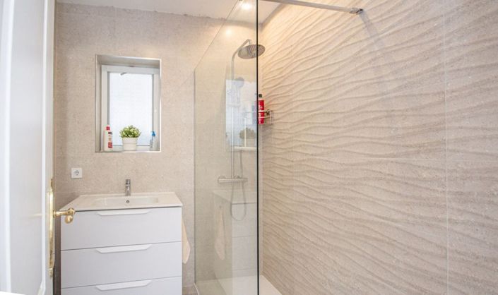 Image No.20-3 Bed Villa for sale