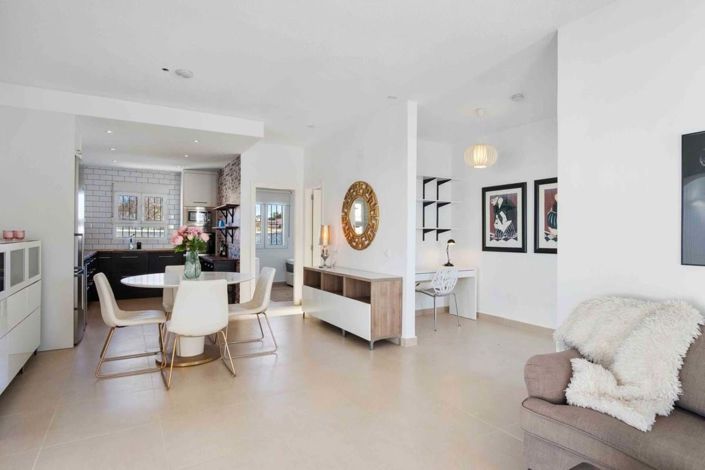 Image No.11-2 Bed Villa for sale