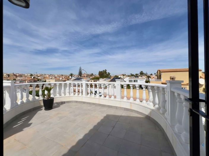 Image No.31-2 Bed Villa for sale