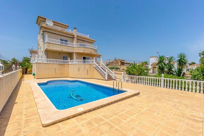 Image No.1-Villa de 5 chambres à vendre à San Miguel de Salinas