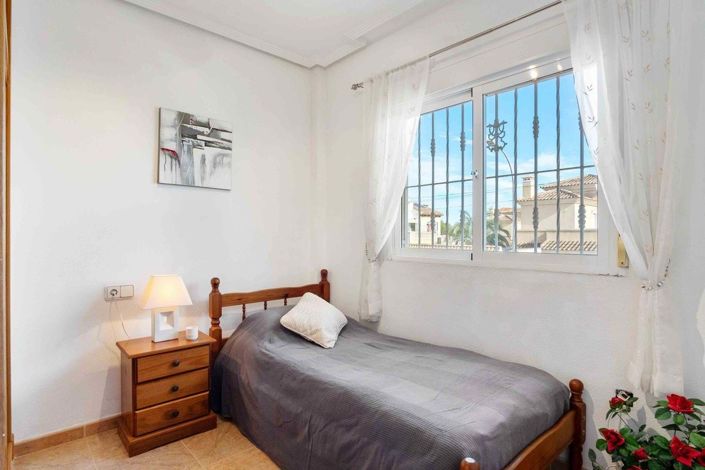 Image No.12-5 Bed Villa for sale