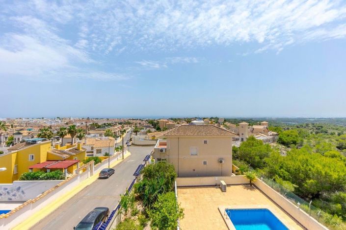 Image No.34-5 Bed Villa for sale