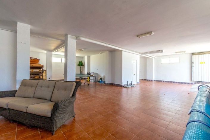 Image No.36-5 Bed Villa for sale