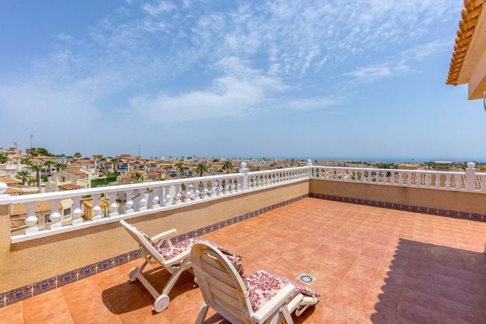 Image No.9-5 Bed Villa for sale