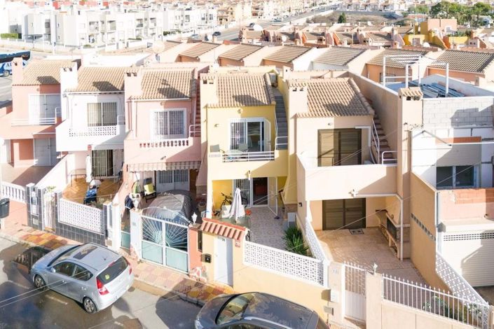 Image No.1-Maison de ville de 2 chambres à vendre à Torrevieja