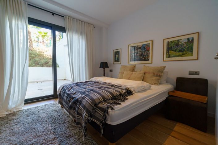 Image No.21-2 Bed Apartment for sale