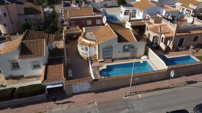 Image No.4-3 Bed Villa for sale