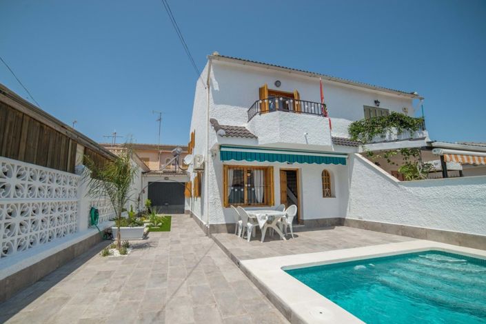 Image No.2-Villa de 4 chambres à vendre à Los Alcázares