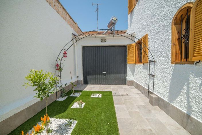 Image No.6-Villa de 4 chambres à vendre à Los Alcázares