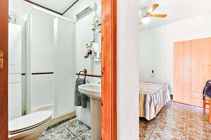 Image No.20-3 Bed Villa for sale