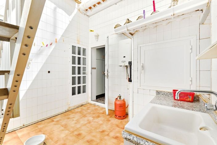 Image No.32-3 Bed Villa for sale