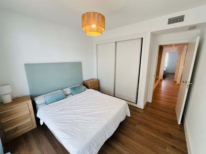 Image No.10-3 Bed Apartment for sale