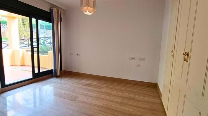 Image No.7-3 Bed Apartment for sale