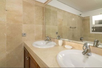 1447-521262-78d1f4f8b6655591b02d22fabb36a692d