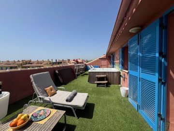 1447-521078-78d1f4f8b6655591b02d22fabb36a692d