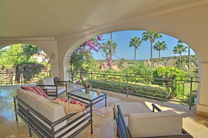 Image No.3-4 Bed Villa for sale