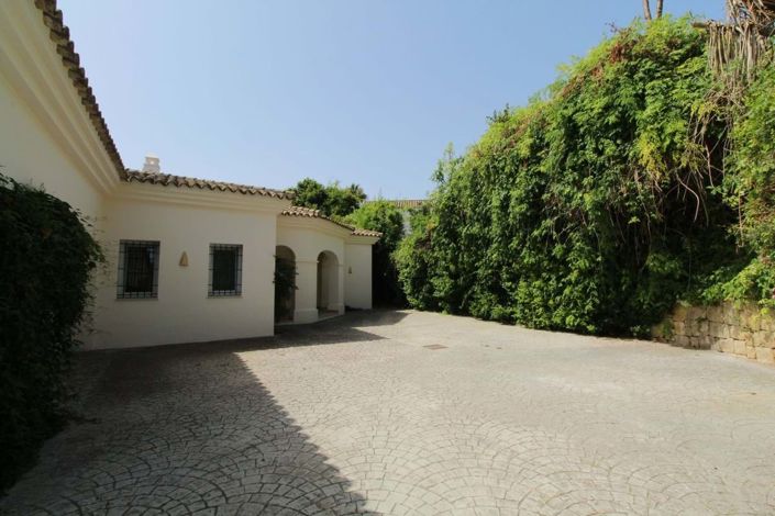 Image No.54-4 Bed Villa for sale
