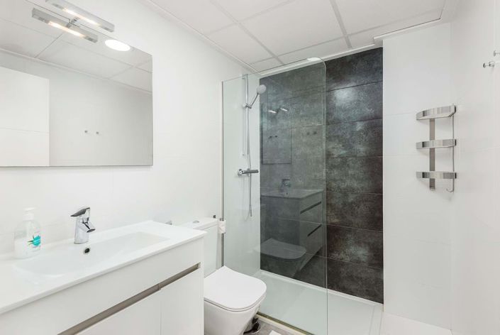 Image No.18-2 Bed Apartment for sale