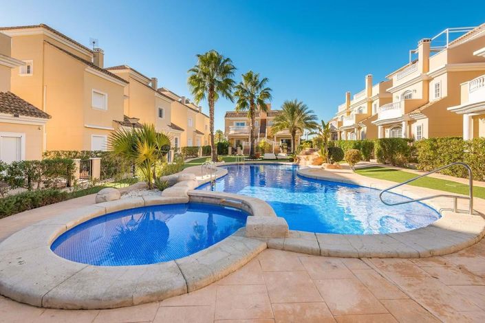 Image No.22-2 Bed Apartment for sale