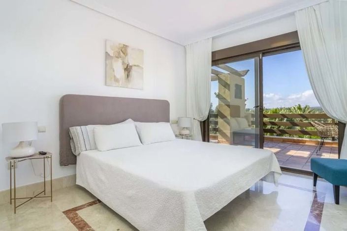 Image No.14-3 Bed Apartment for sale