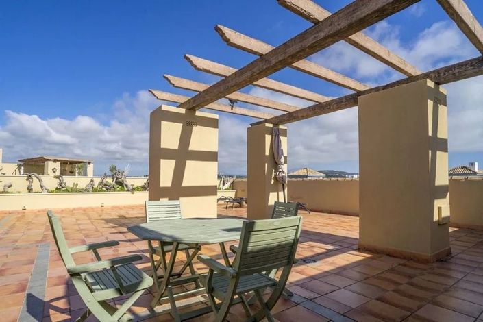 Image No.33-3 Bed Apartment for sale