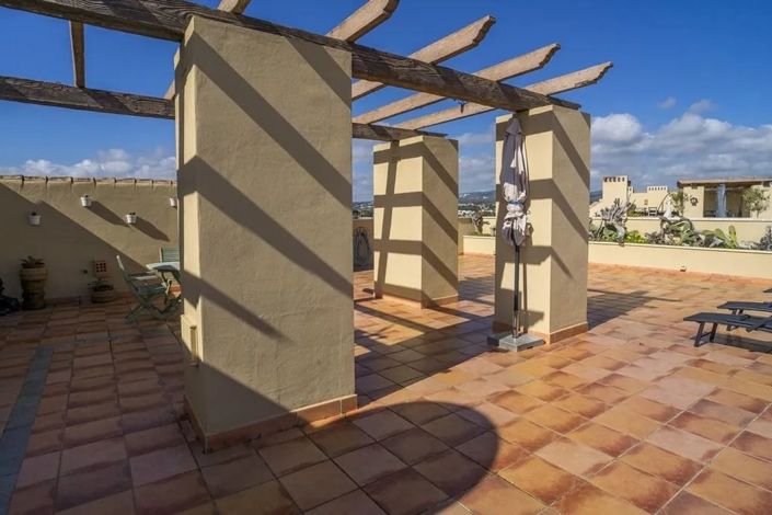 Image No.36-3 Bed Apartment for sale