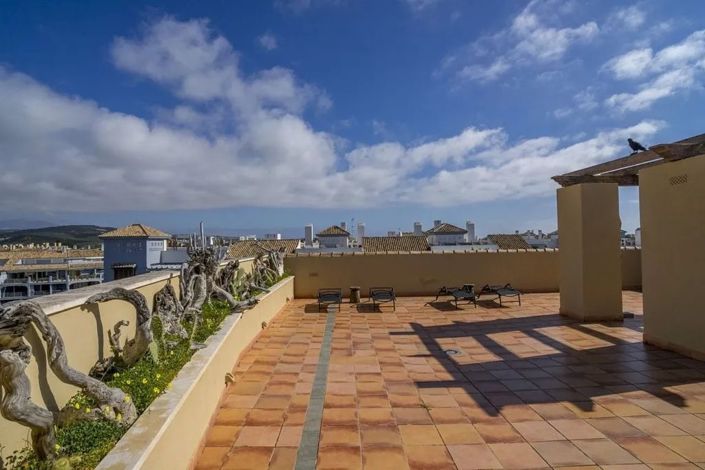 Image No.38-3 Bed Apartment for sale