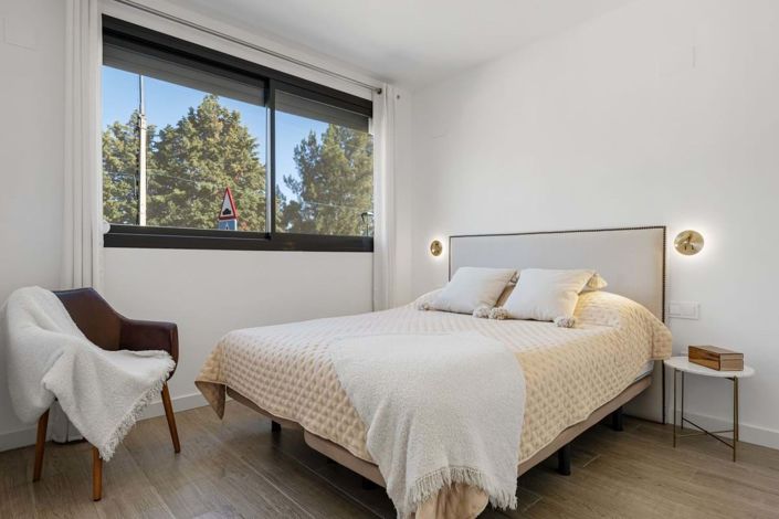 Image No.20-3 Bed Apartment for sale