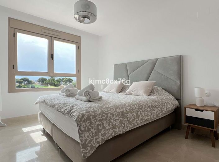 Image No.23-3 Bed Townhouse for sale