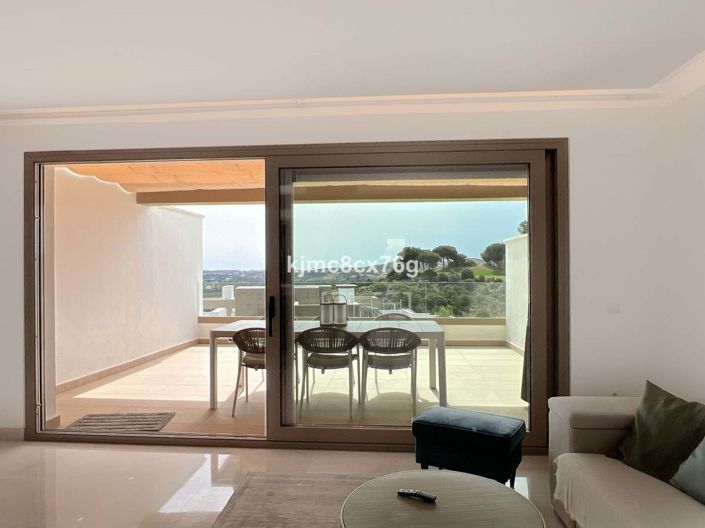 Image No.5-3 Bed Townhouse for sale